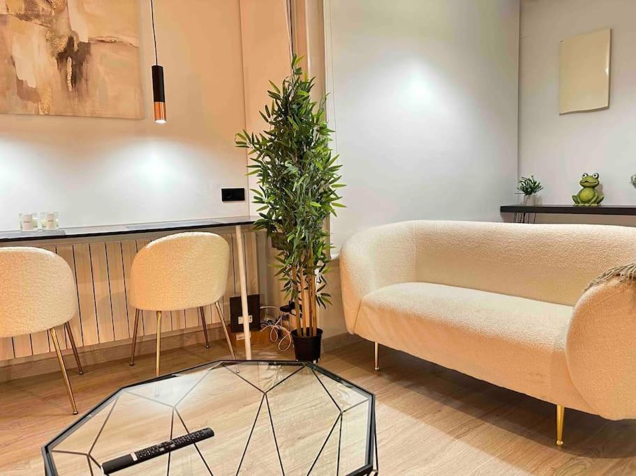 Amazing Suite, Center 比戈 外观 照片